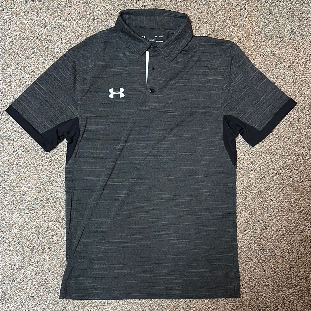 Under Armour Men's Gray Polo Shirt.